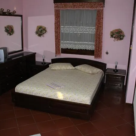 Garden House Appartement Vourvourou